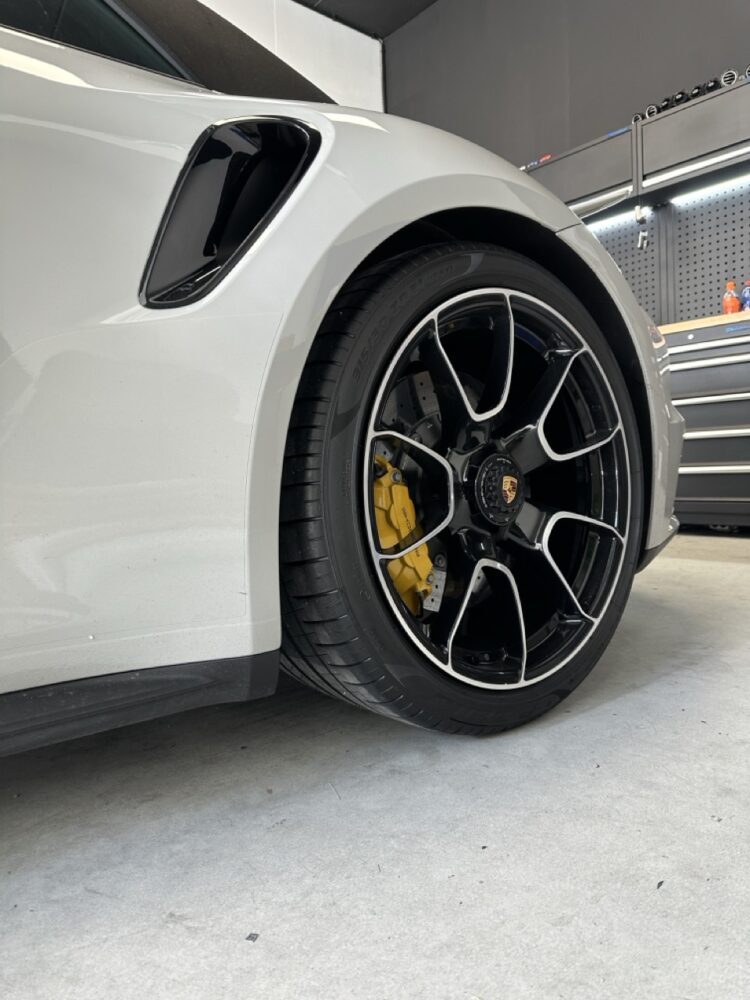 Porsche 911 Turbo S